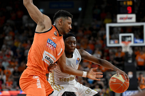 球员也曾公 球员也曾公